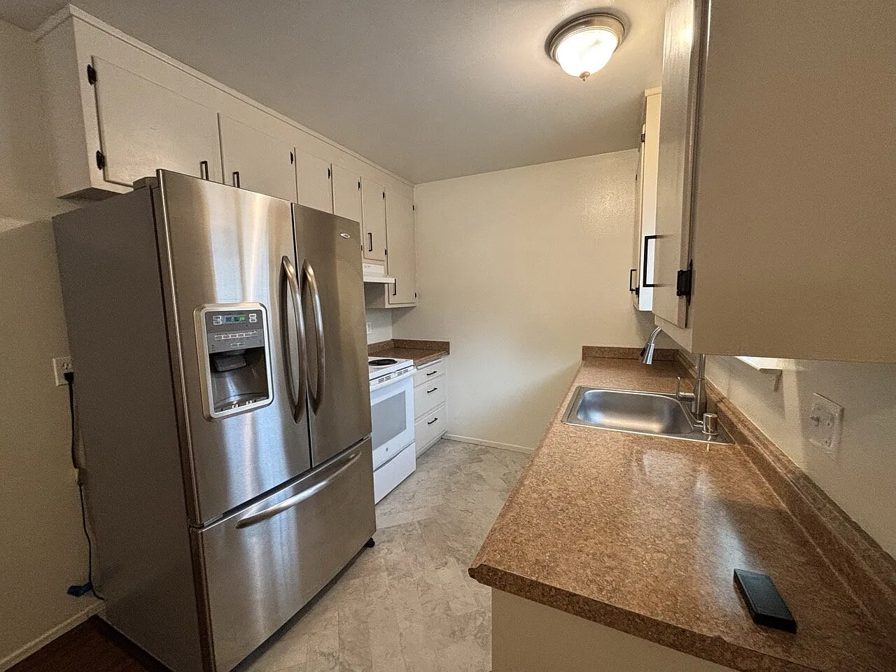 2 bed, 1.0 bath, 1100 sqft, $2,100 — Photo 4