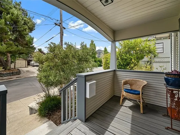 1526 Garden St — Photo 29