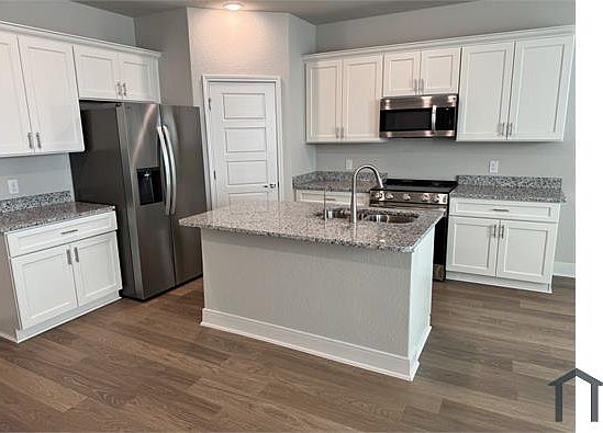 4th image of 7110 Magnolia Crk Unit 101