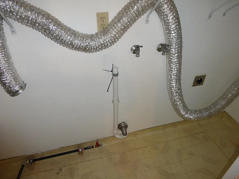 70 Plaza Way — Photo 13