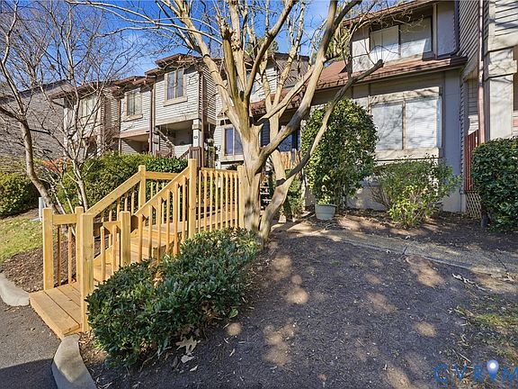 3rd image of 114 Inland View Dr