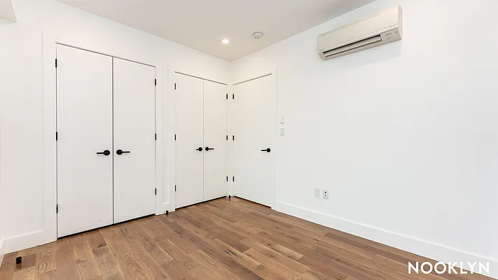 Rented by Nooklyn NYC LLC | media 50