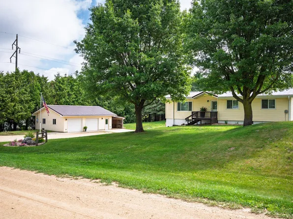 45094 Nygren Rd, Zumbrota, MN 55992