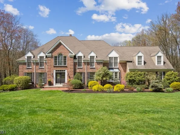 31 Old Farmstead Rd, Chester Twp., NJ 07930