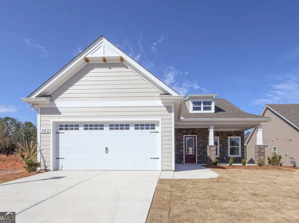 360 Redhaven Dr, Senoia, GA 30276
