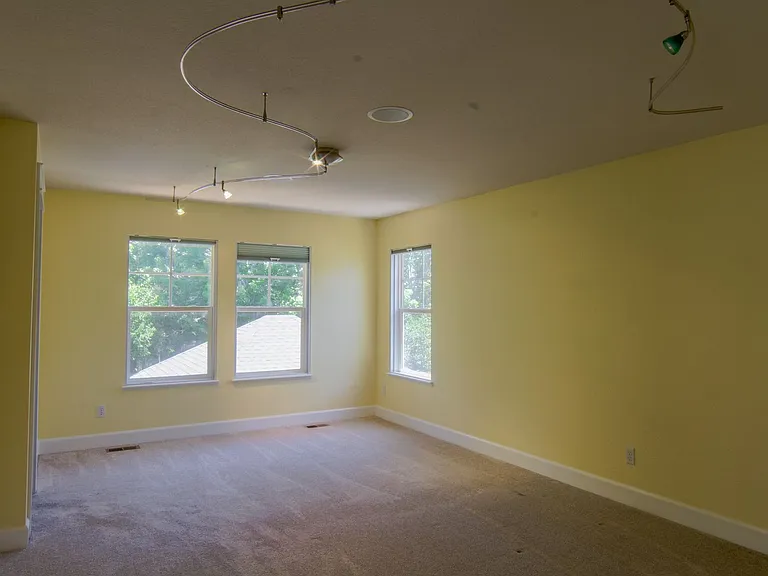 2684 Willow St — Photo 26