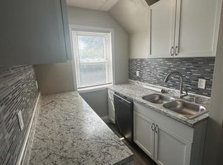 17 Sanford St FLOOR 2, Pawtucket, RI 02860