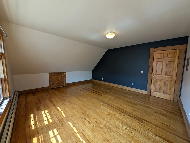541 University Ave #5 — Photo 39