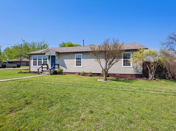 513 Peach St, Sanger, TX 76266