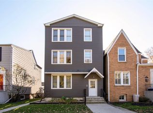 2251 W Montrose Ave #3, Chicago, IL 60618