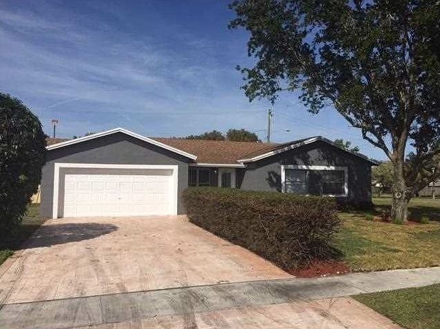 1st image of 301 NW 19th Ct