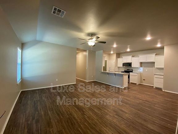 5th image of 5220 Oakwood Villas Ct