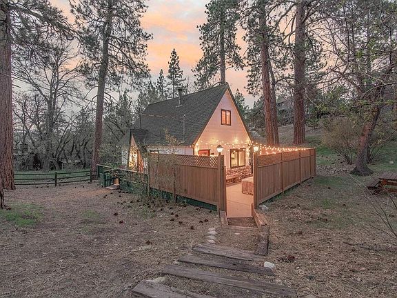 2nd image of 673 Butte Ave