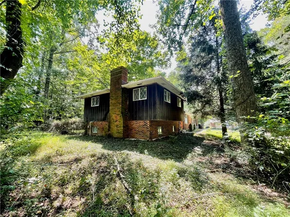 6233 Strout Rd, Morrow, OH 45152