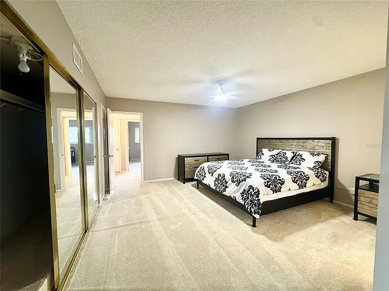2402 Ecuadorian Way #40 — Photo 16