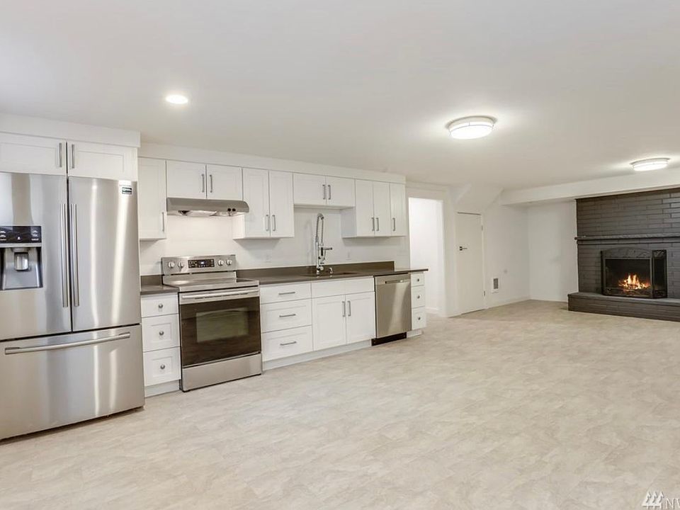 kitchen & living room