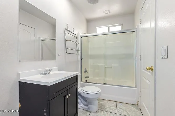 5930 W Whitton Ave — Photo 12