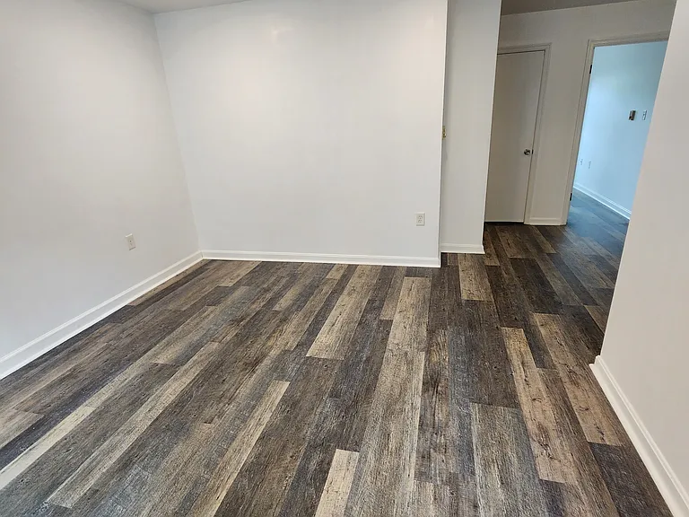 446 E Patrick St #F — Photo 4