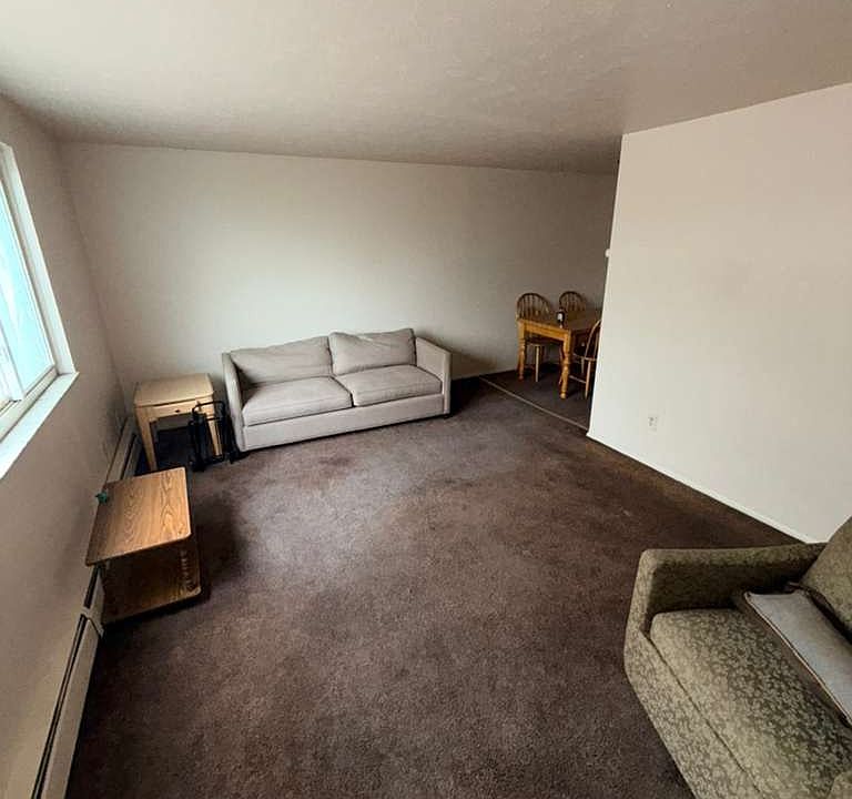 1st image of 14835 Euclid Ave #204