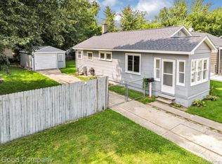23345 Couzens Ave, Hazel Park, MI