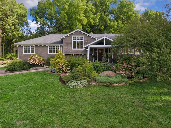 800 Brown Rd N, Long Lake, MN 55356