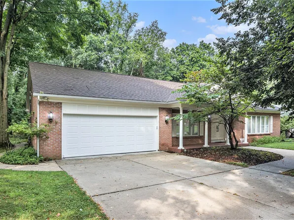 4030 Katydid Ln, Kalamazoo, MI 49008