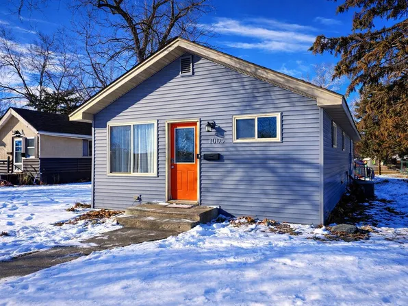 1005 Simmons Ave SE, Huron, SD 57350