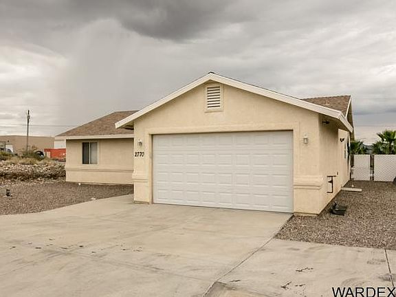 3rd image of 2770 Palisades Dr