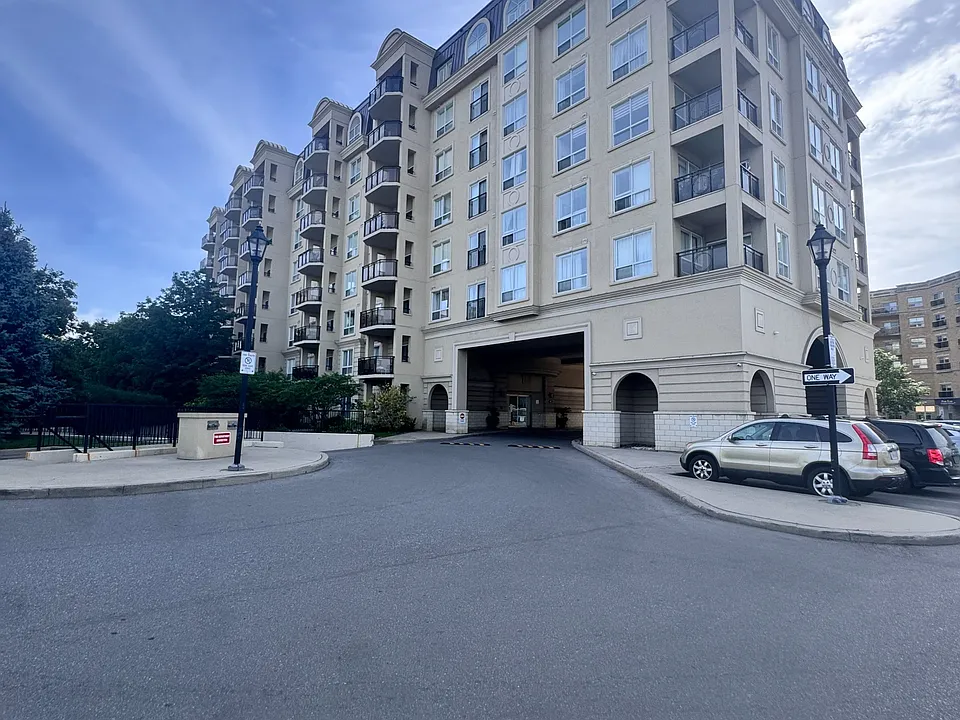 1 Maison Parc Ct #421