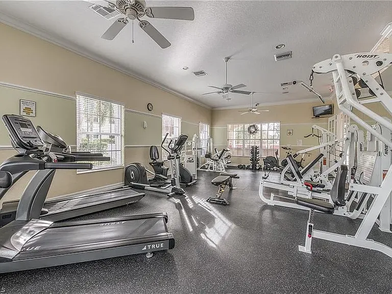 6031 Jonathans Bay Cir #401 — Photo 20