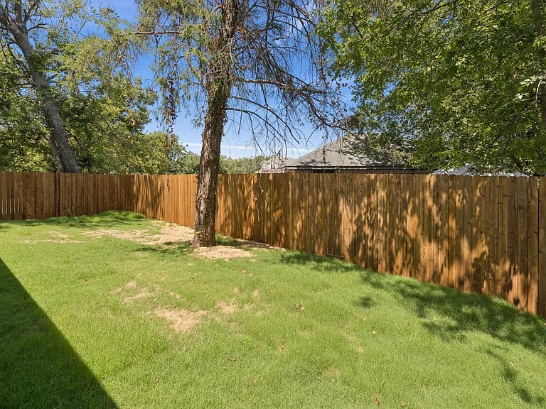 512 Frazier St — Photo 22