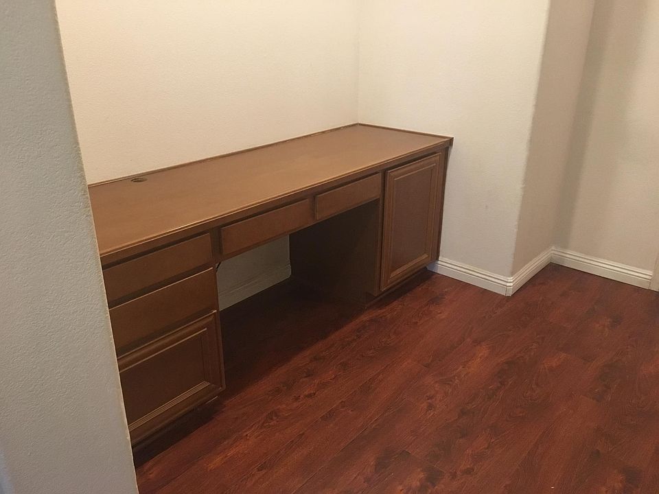 Office corner / hallway