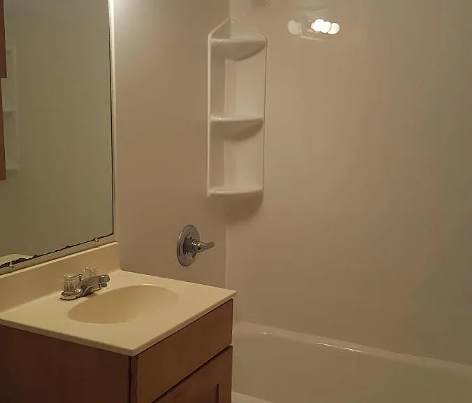 2833 Magazine St #103 — Photo 3