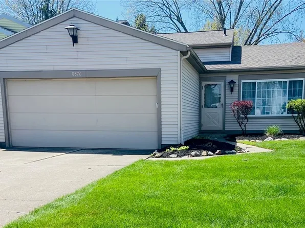 8870 Holly Ln #56, Olmsted Falls, OH 44138