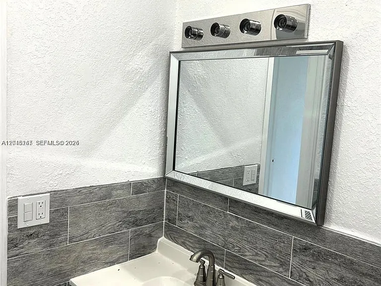 13987 NE 2nd Ave #3-8-2 — Photo 8