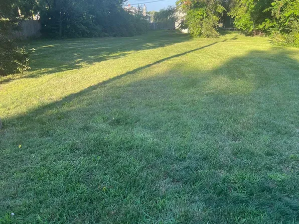 607 N Horace Ave, Rockford, IL 61101