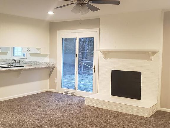 5th image of 810 Wildwood Dr