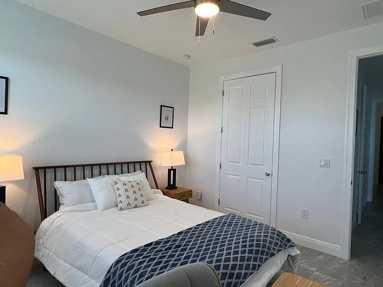 2525 SW 21st Ave — Photo 16