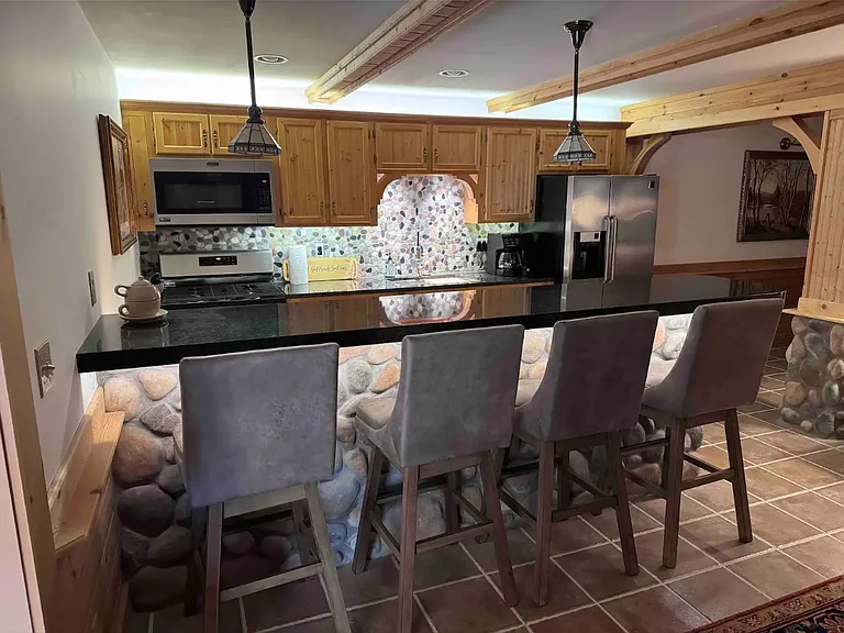 2112 Kypriotis Dr #2 — Photo 2