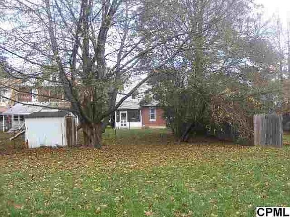 4th image of 2311 Canby St