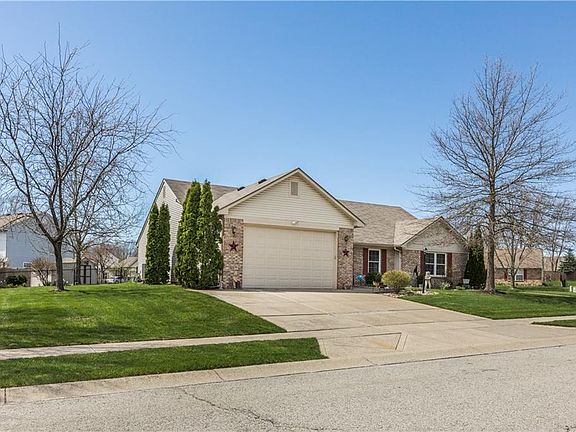 2nd image of 1622 Winding Creek Trl