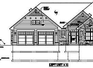 12458 N Woods Court 11a Left, Mequon, WI 53092