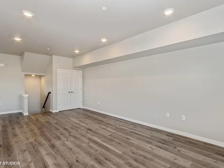 141 Clark Dr SW #5 — Photo 8