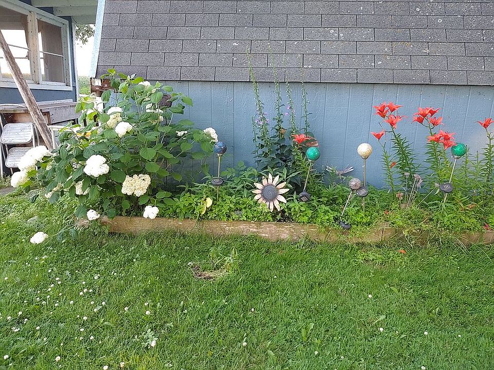 2nd image of 351 Schlosser Dr