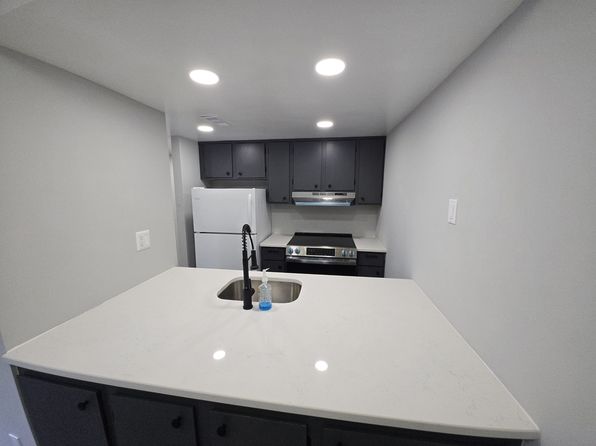 122 Berwick Pl #122