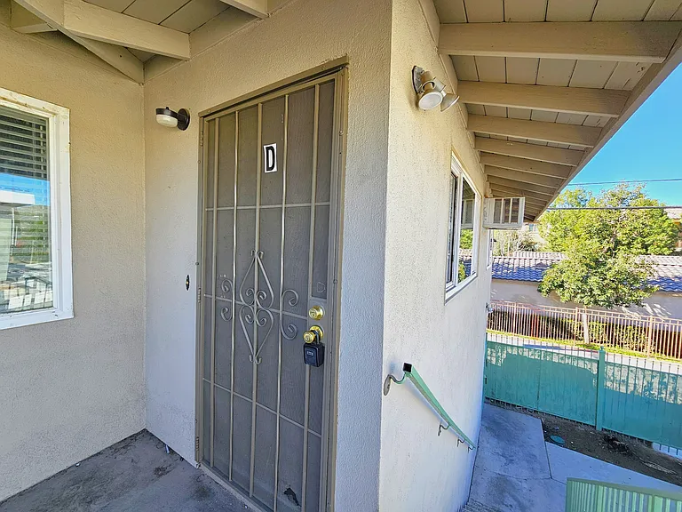 13877 Courage St #D — Photo 21