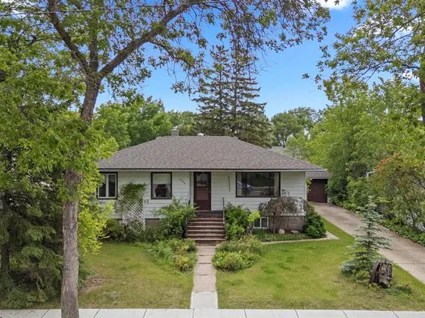 4709 W 46th St, Camrose, AB T4V 1G5