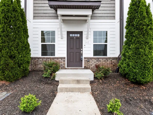 643 Bristol Creek Dr, Nashville, TN 37221