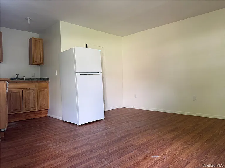 50 S Montgomery St #5 — Photo 3