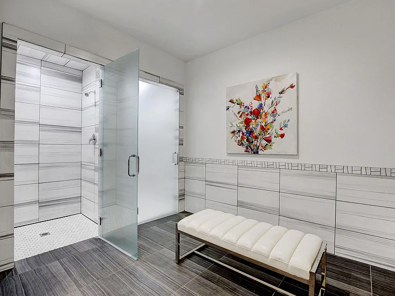 Evoq Apartment Homes — Photo 7